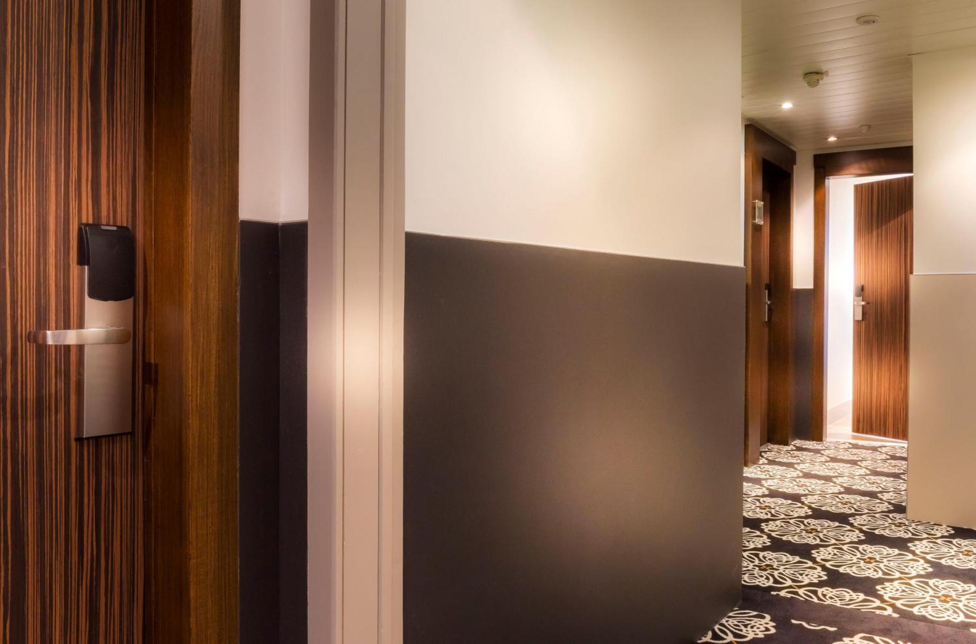 Hotel Acanthe - Boulogne Billancourt Екстериор снимка