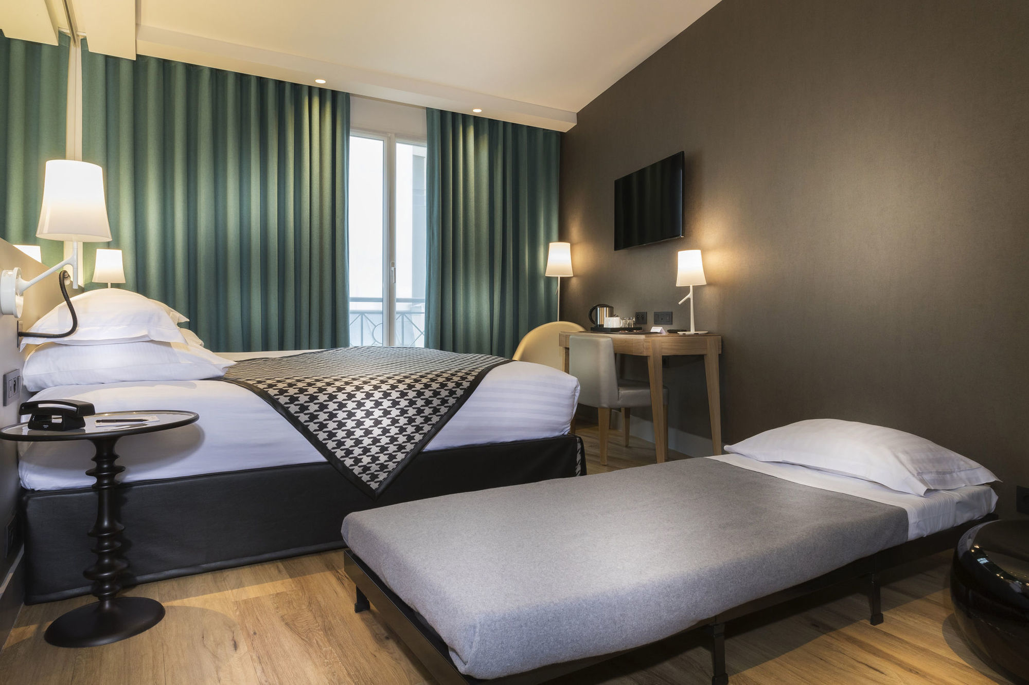 Hotel Acanthe - Boulogne Billancourt Стая снимка